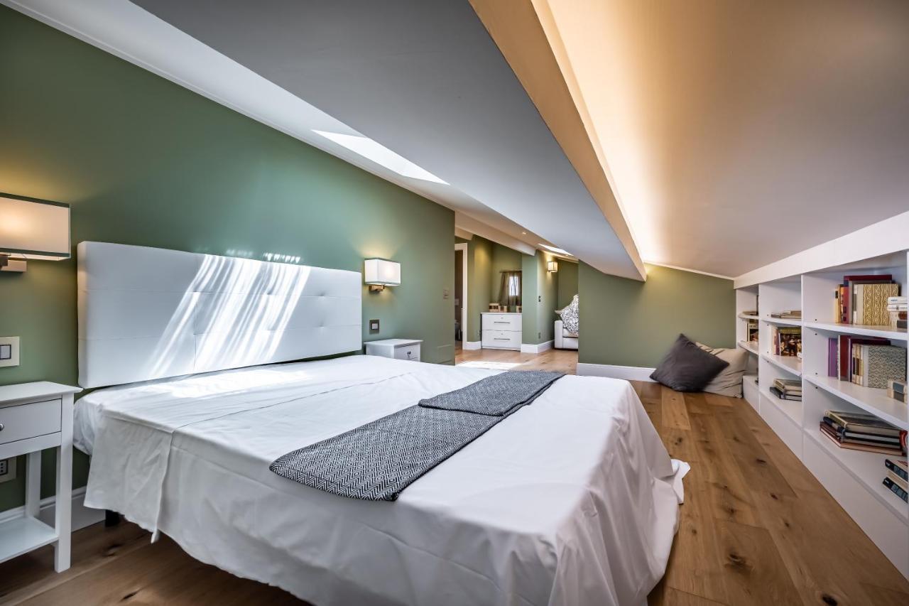 Yid Capo Di Luxury In Appartement *